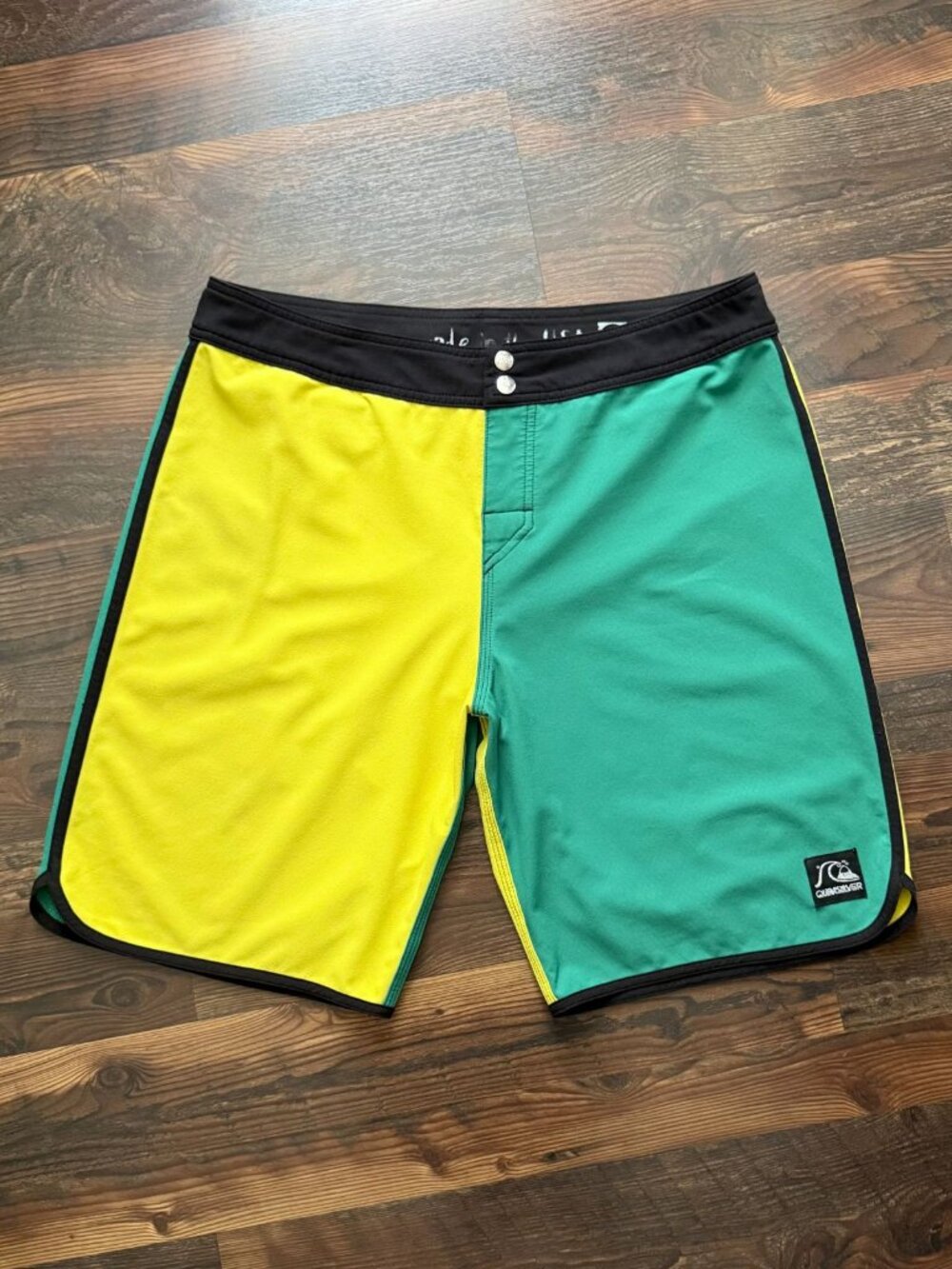 Quiksilver Scallop Custom Made Boardshorts
